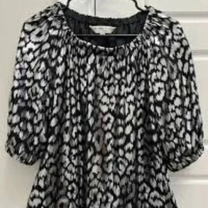 Trina Turk black/silver silk blend blouse size Medium